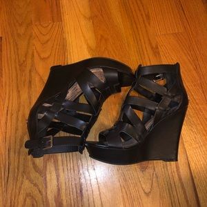 Guess Wedges
